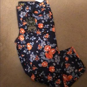 Jeans size 11 never wore